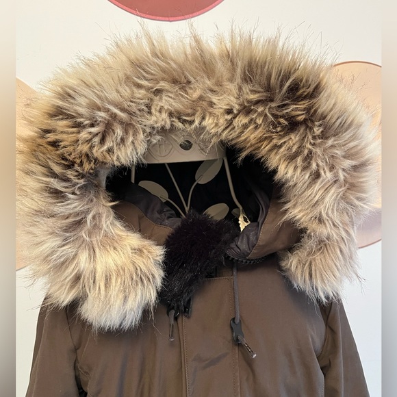 Excellent condition! HUNTER GREEN TNA Goose Down Haven Parka - Picture 5 of 10